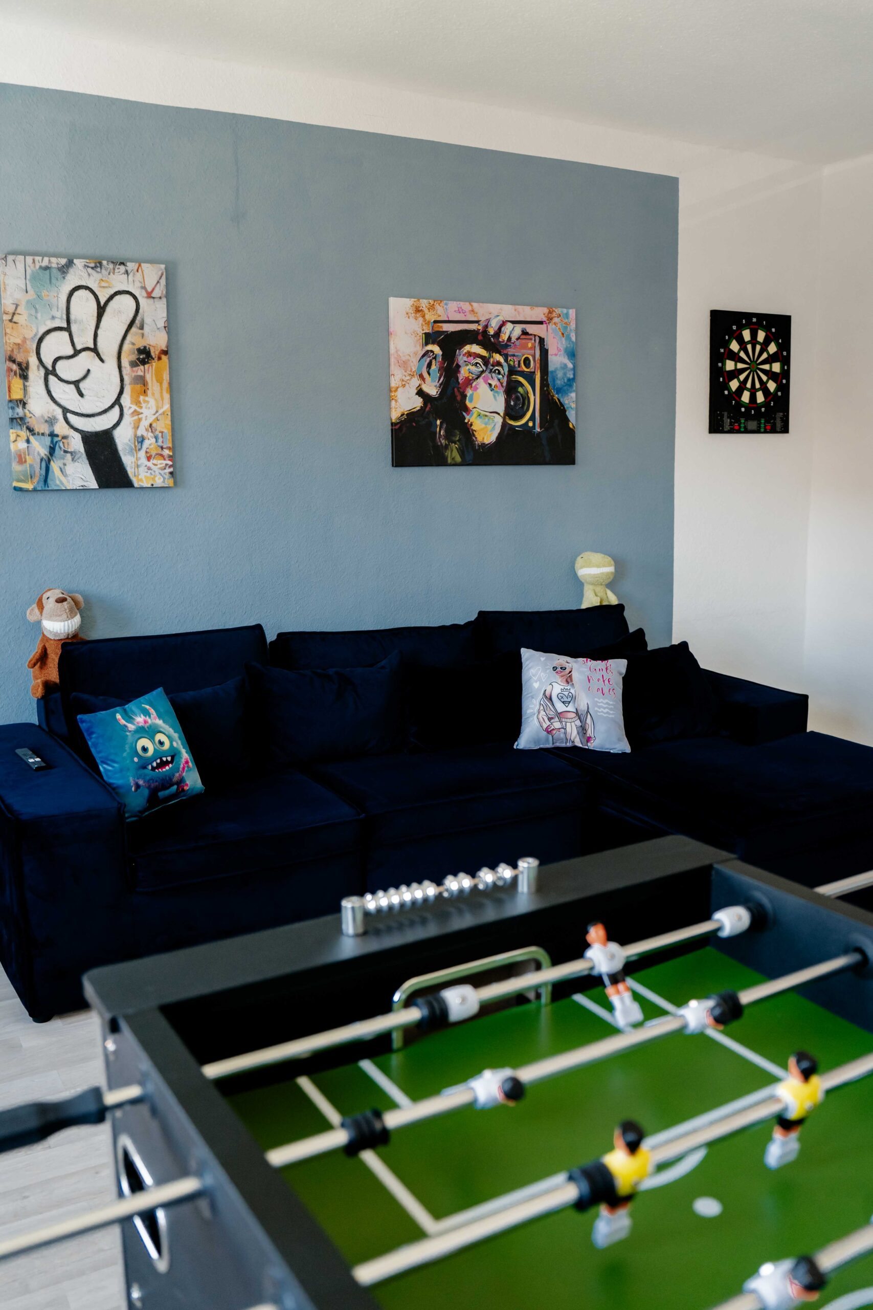 GEMEINSHAFTSZIMMER JUGENDLICHE